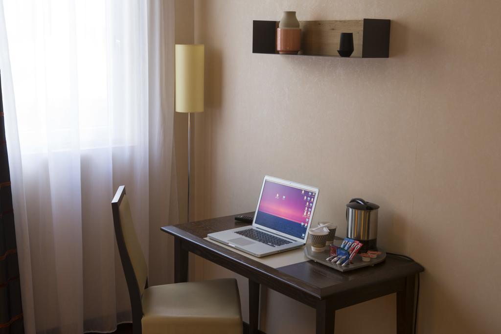 Hotel Mercure Rennes Cesson Cameră foto